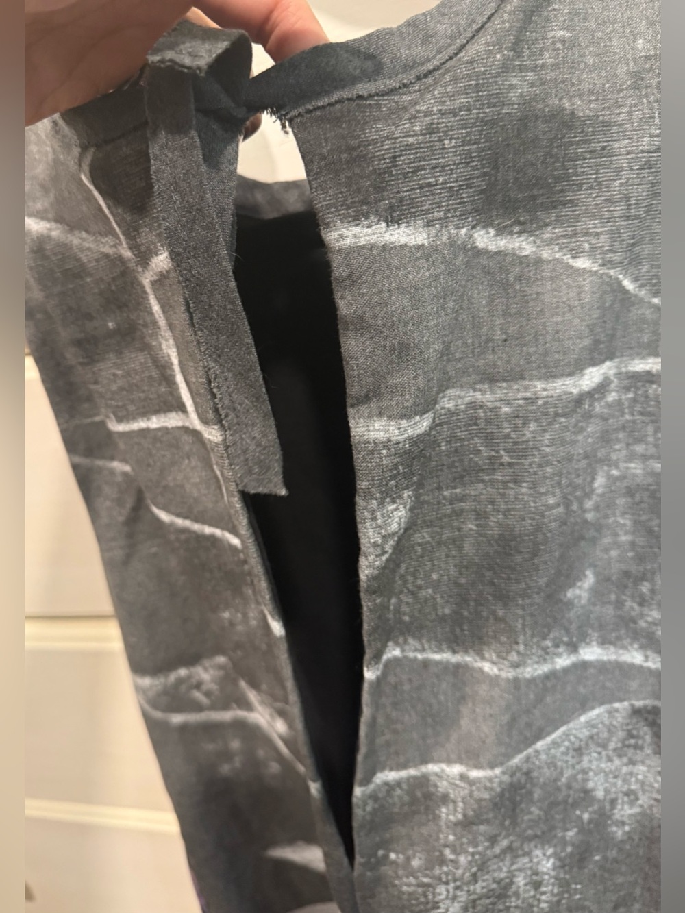 Custo Chic Couture Abstract Print Sleeveless Dress gray purple green blue P2P in - Picture 10 of 13